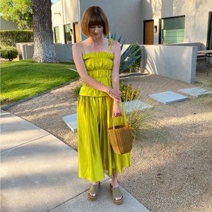 OhSevenDays Crinkle Dress in Lemon